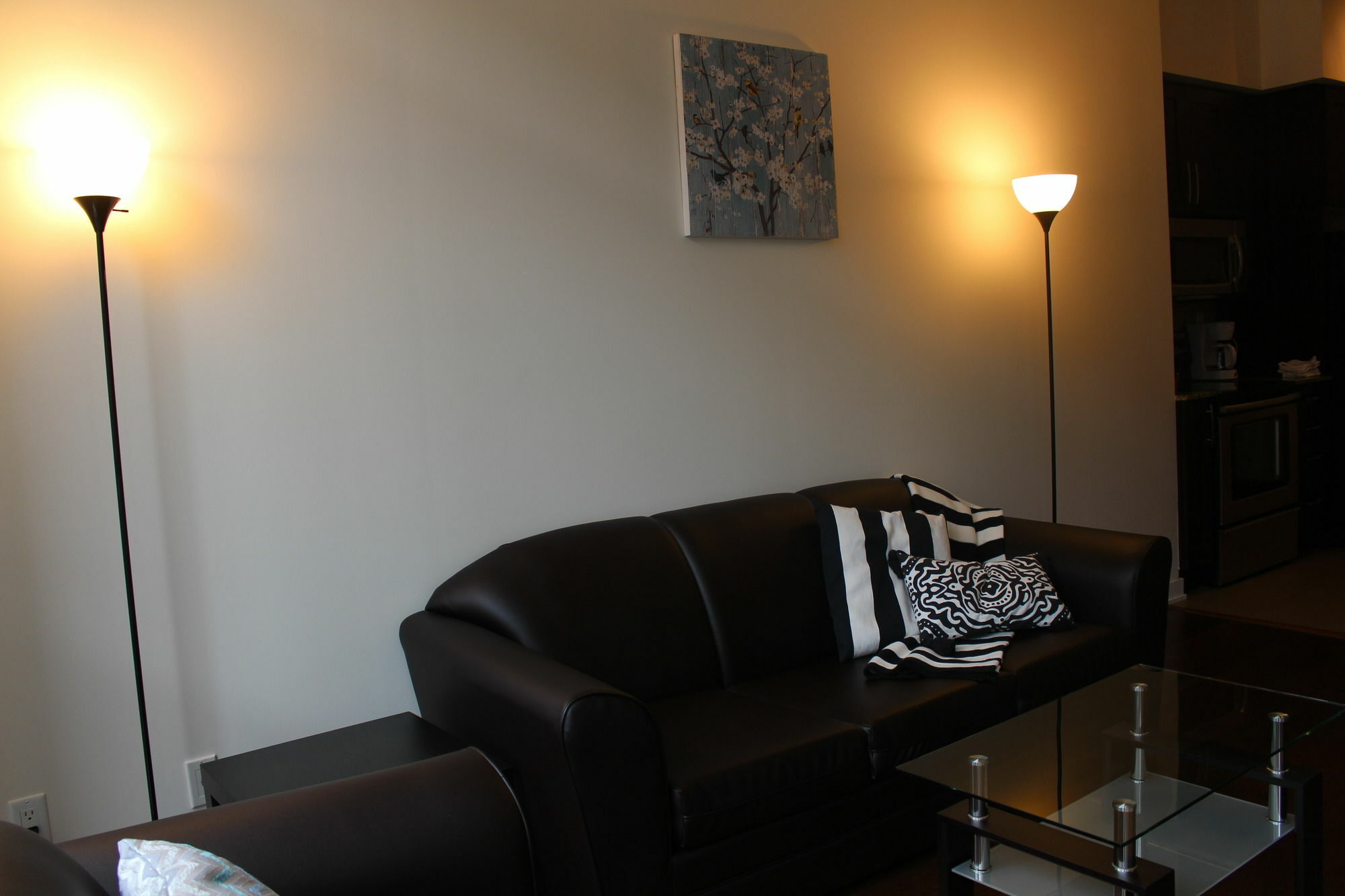 Custom Luxury Suite - By Elite Suites Mississauga Dış mekan fotoğraf